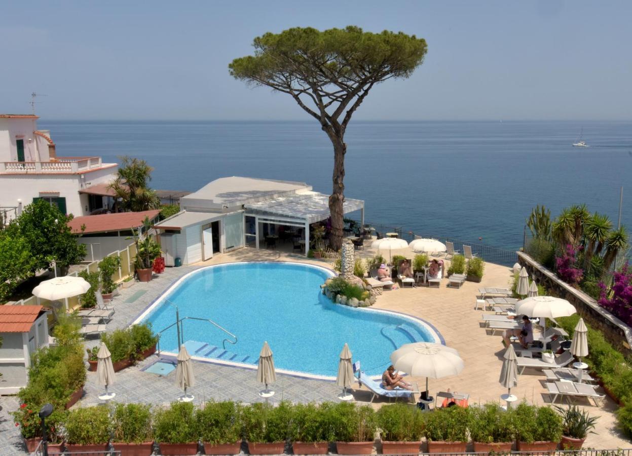 Hotel L'Approdo Casamicciola Terme Buitenkant foto